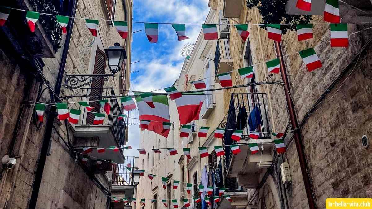 title, flags in bari, italian flags