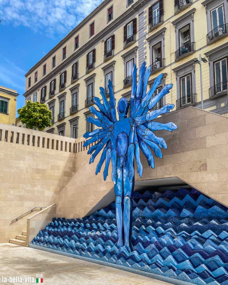 Stazione della metropolitana di Chiaia a Napoli
