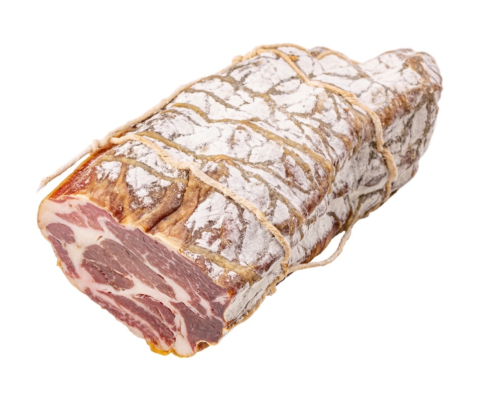 Coppa di Parma intera, popolare antipasto italiano
