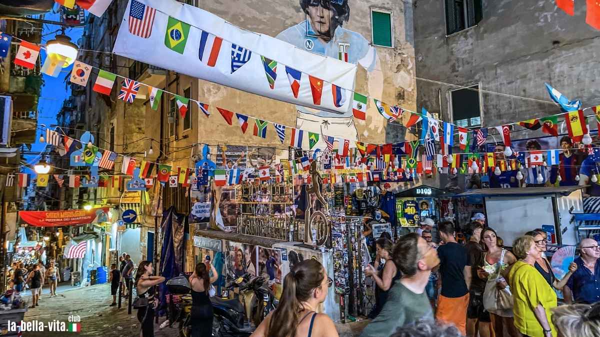 7 reasons why Naples is Italy's new trend city