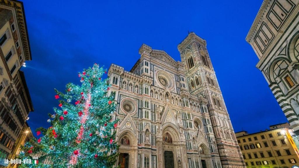 Florencia en Navidad con el mercado navideño