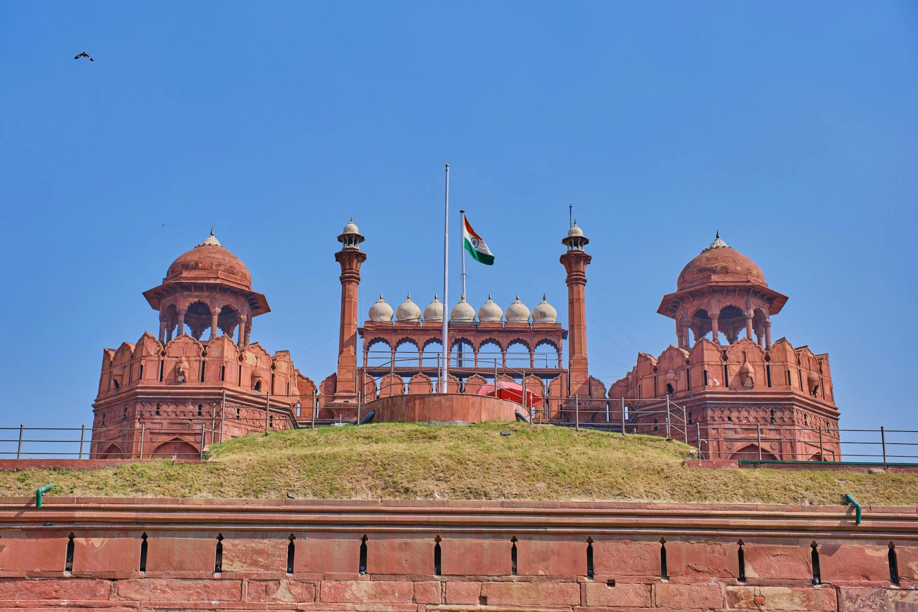red fort in delhi